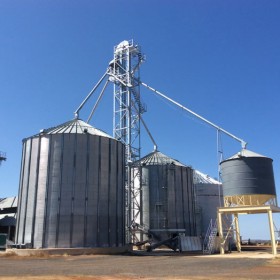 Tullinga_Downs_Noth_Star_1